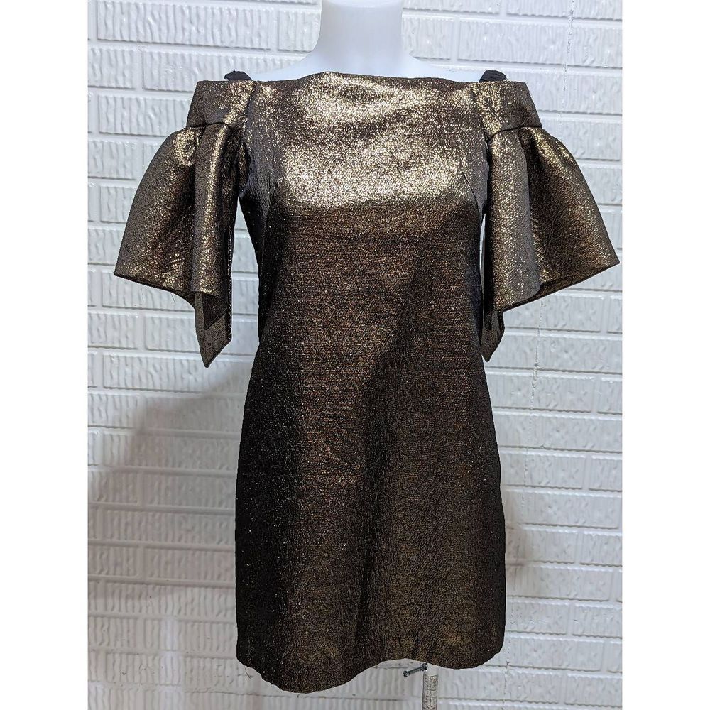 Halston Heritage Dress Size 4, NWT $525.00 Gold Off shoulder Cocktail Dress